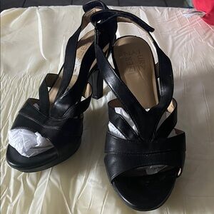 Naturalizer Black Strappy Heels size 81/2